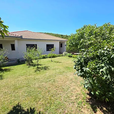 In 35132 Apartman *