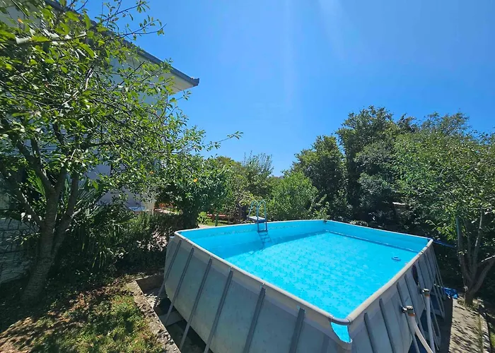 In 35132 Novi Vinodolski