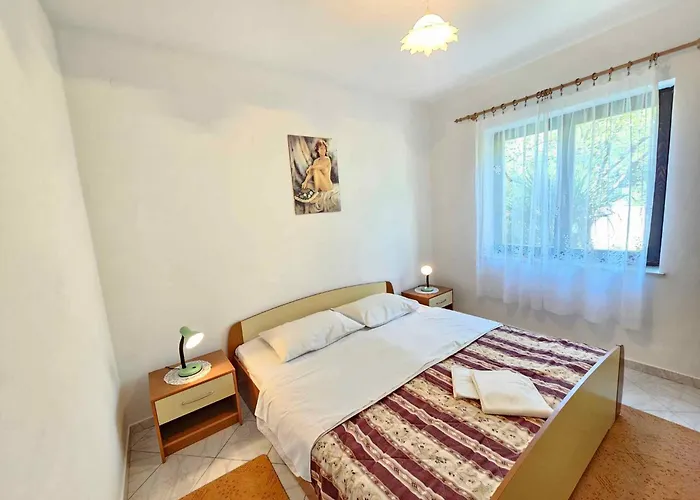 In 35132 Apartament Novi Vinodolski
