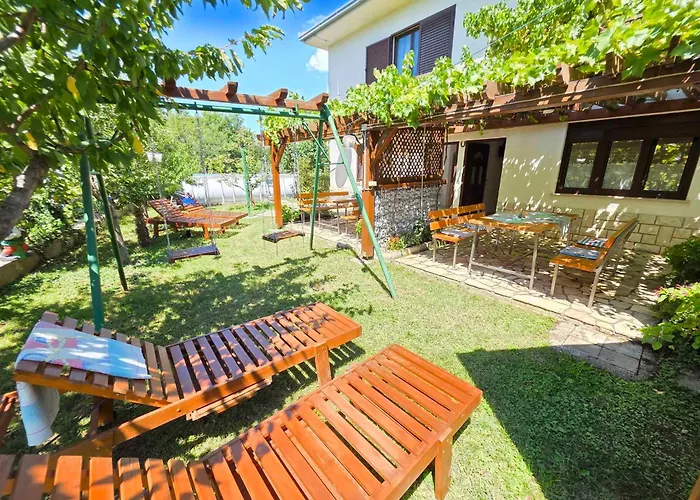 In 35132 Lägenhet Novi Vinodolski